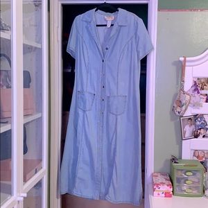 Vintage denim button up dress with tie in back
